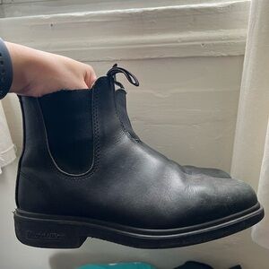 Blundstones Chisel Toe Black